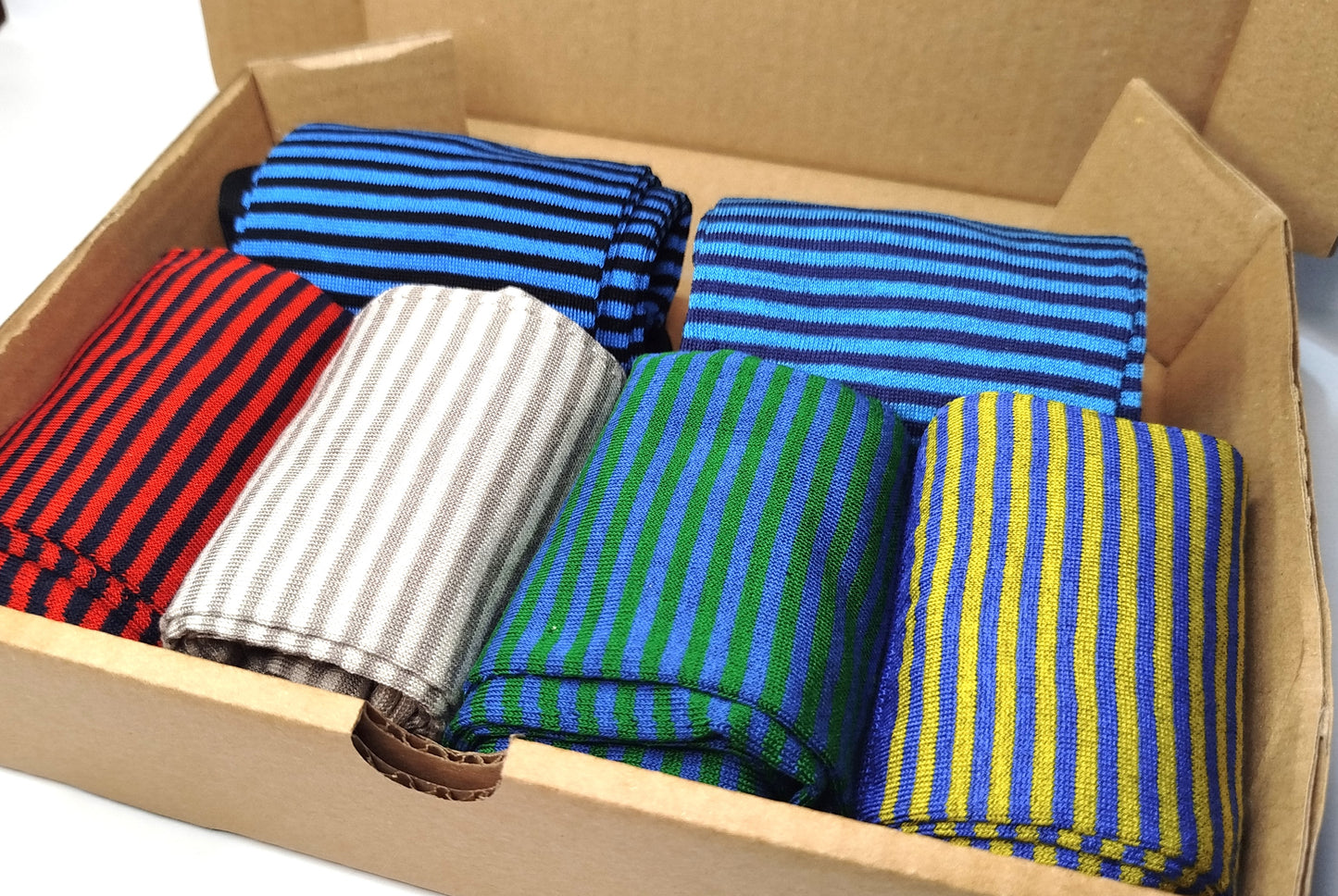 CALZE UOM0 LUNGA IN FILO SCOZIA ELASTICIZZATO ASSORTIMENTO RIGA SOTTILE TAGLIA UNICA UOMO 39744