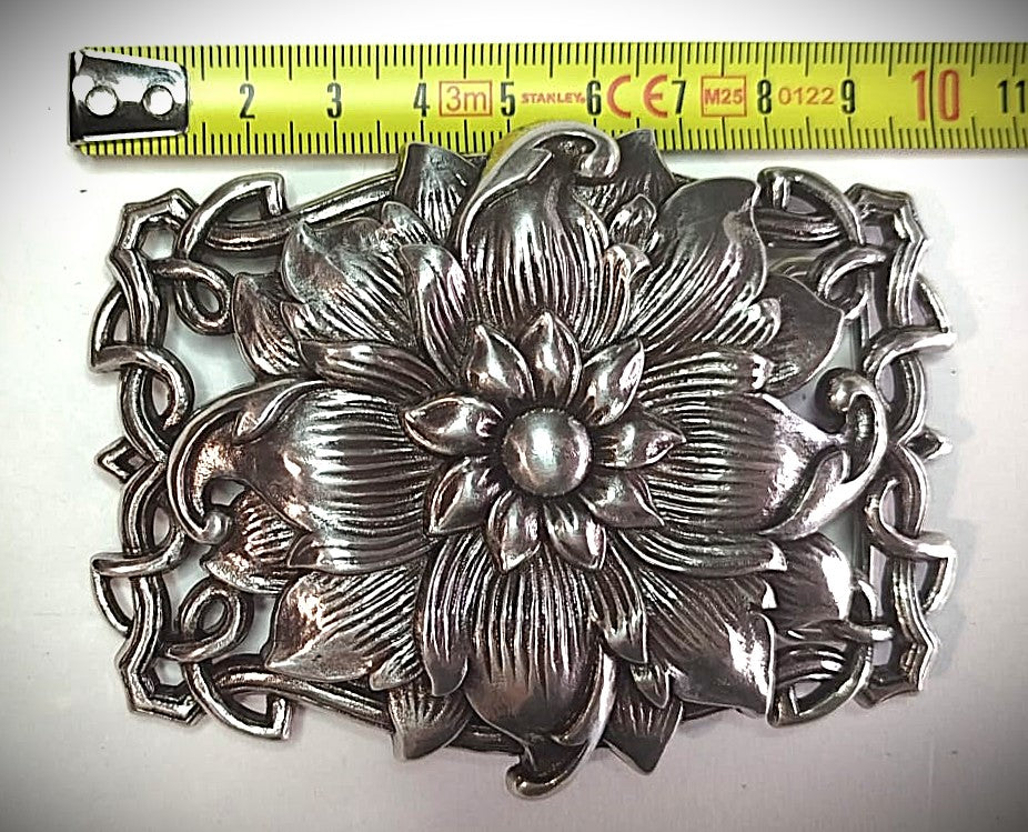FIBBIE PLACCA STILE BIKERS