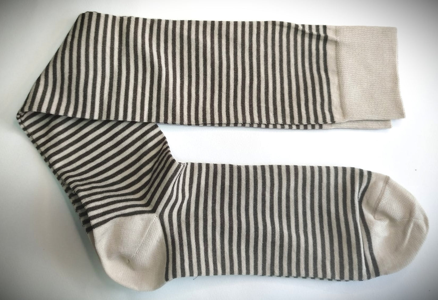 CALZE UOM0 LUNGA IN FILO SCOZIA ELASTICIZZATO ASSORTIMENTO RIGA SOTTILE TAGLIA UNICA UOMO 39744