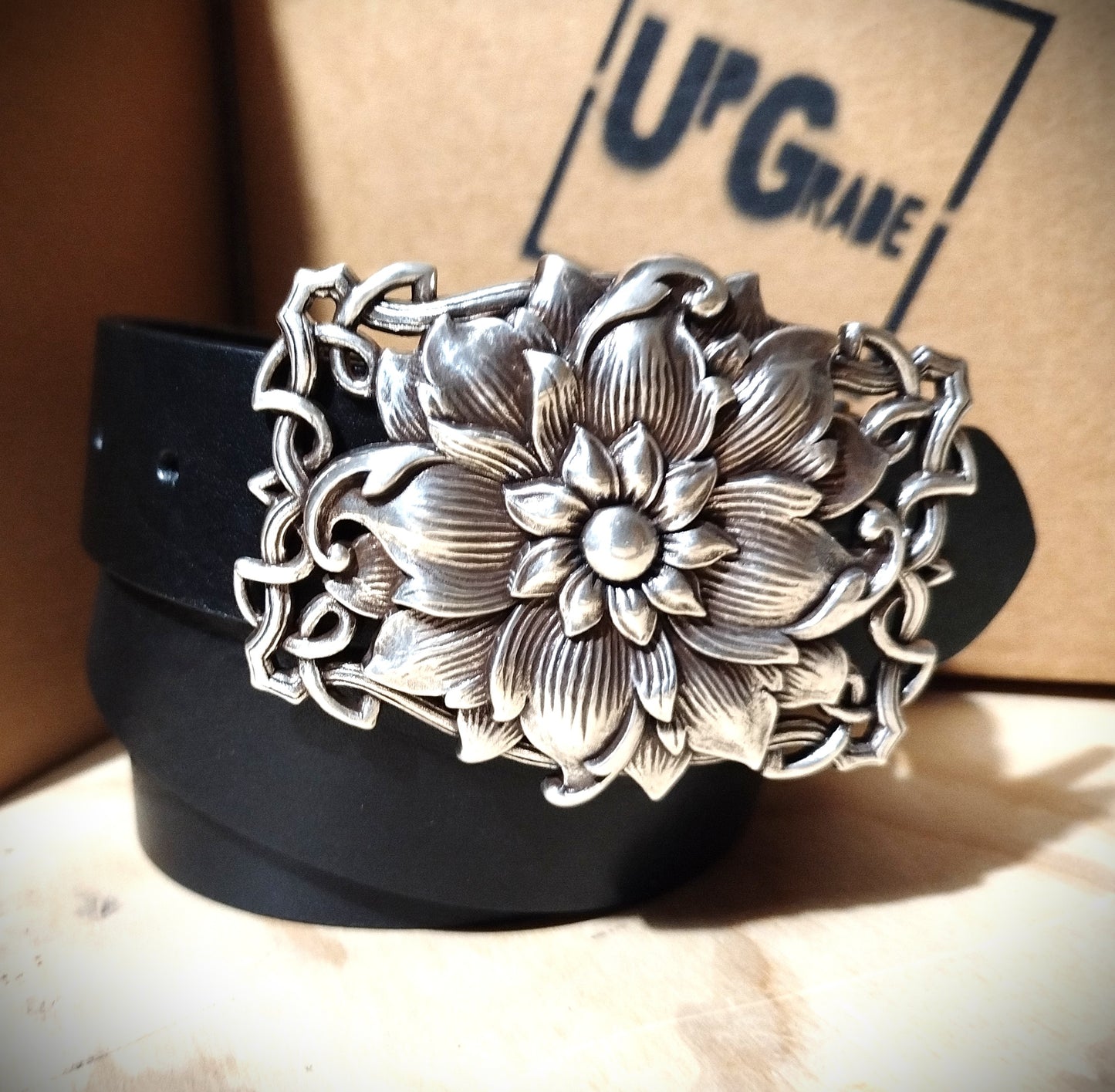 CINTURA CUOIO UNISEX CON FIBBIA 3D ROSA MESSICANA