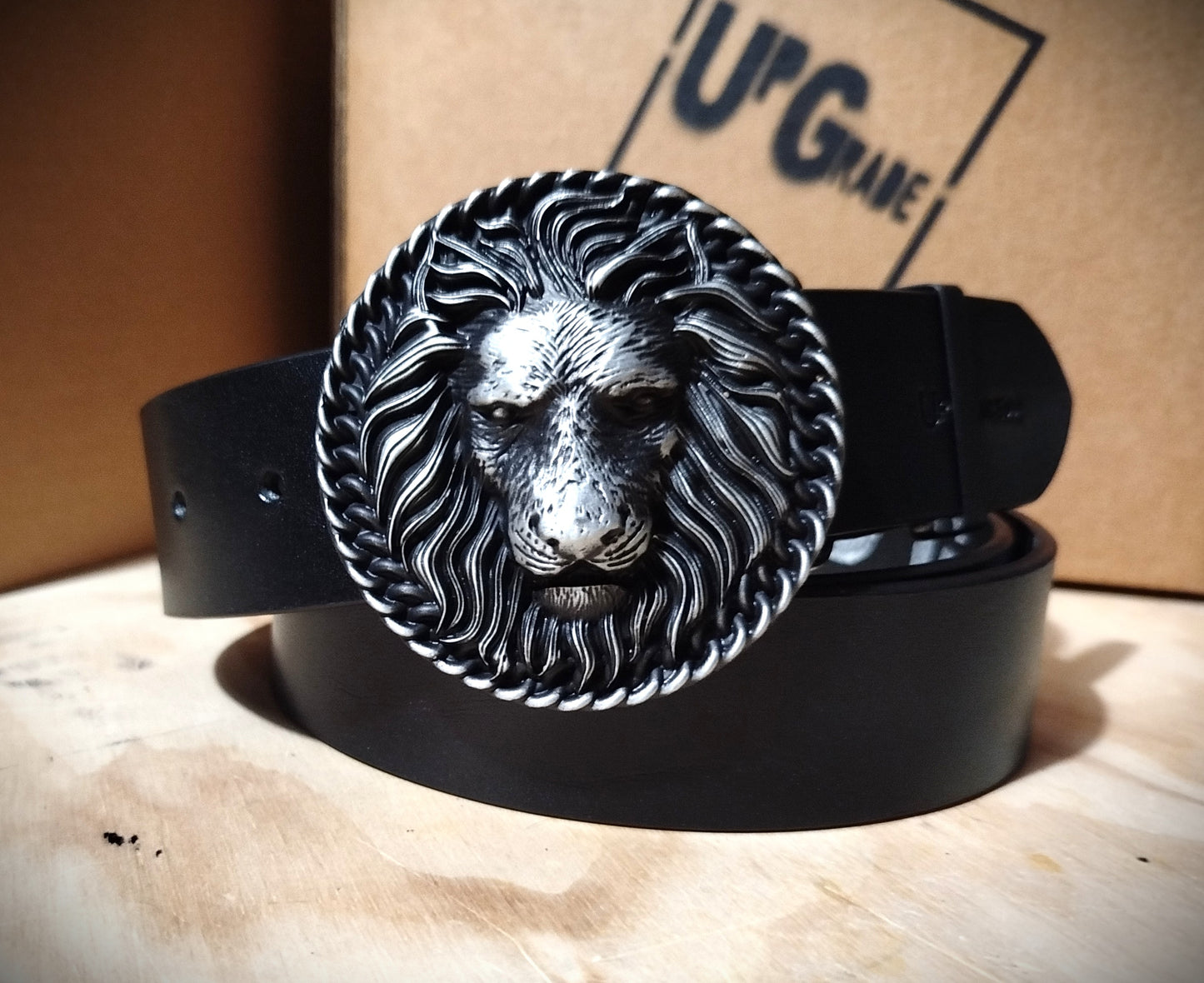 CINTURA CUOIO UNISEX CON FIBBIA 3D TESTA DI LEONE