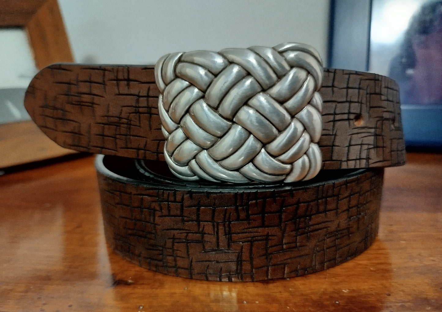 CINTURA CUOIO UNISEX CON FIBBIA 3D INTRECCIO VIKINGO