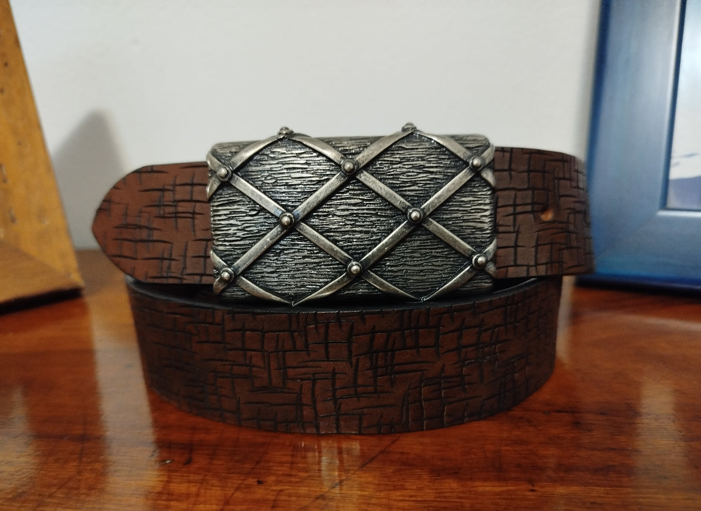 CINTURA CUOIO UNISEX CON FIBBIA 3D FORZIERE PIRATA