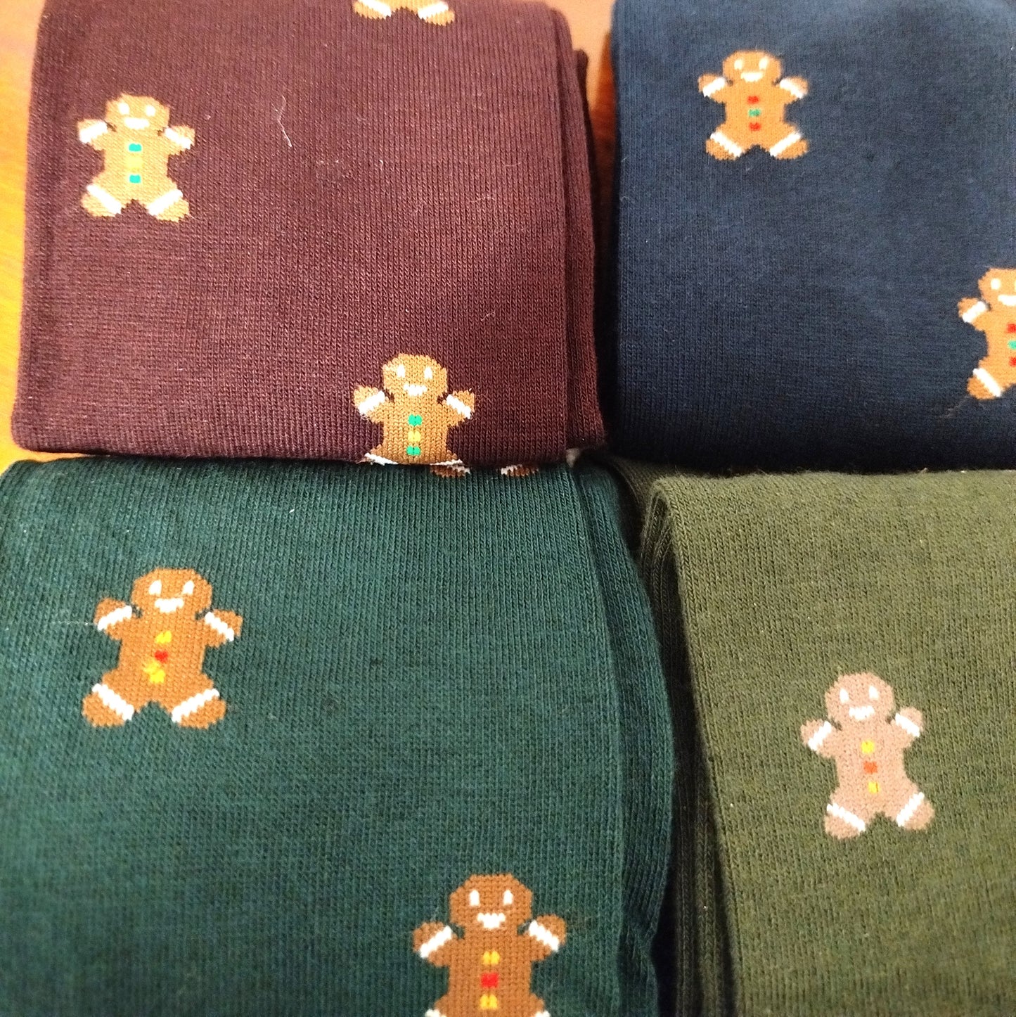 Calze invernali LUNGHE OMINO PAN DI ZENZERO in caldo cotone  in confezione regalo taglia unica donna ragazzo. (Copia)